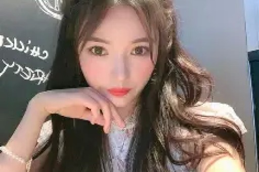 河南一男子闯入女澡堂打人洗浴中心：他进去打他媳妇；涉事男子已被警方控制
